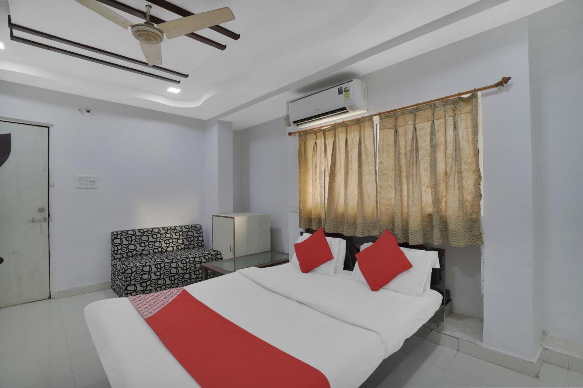Hotel O Rudra Palace Ahmedabad Eksteriør billede